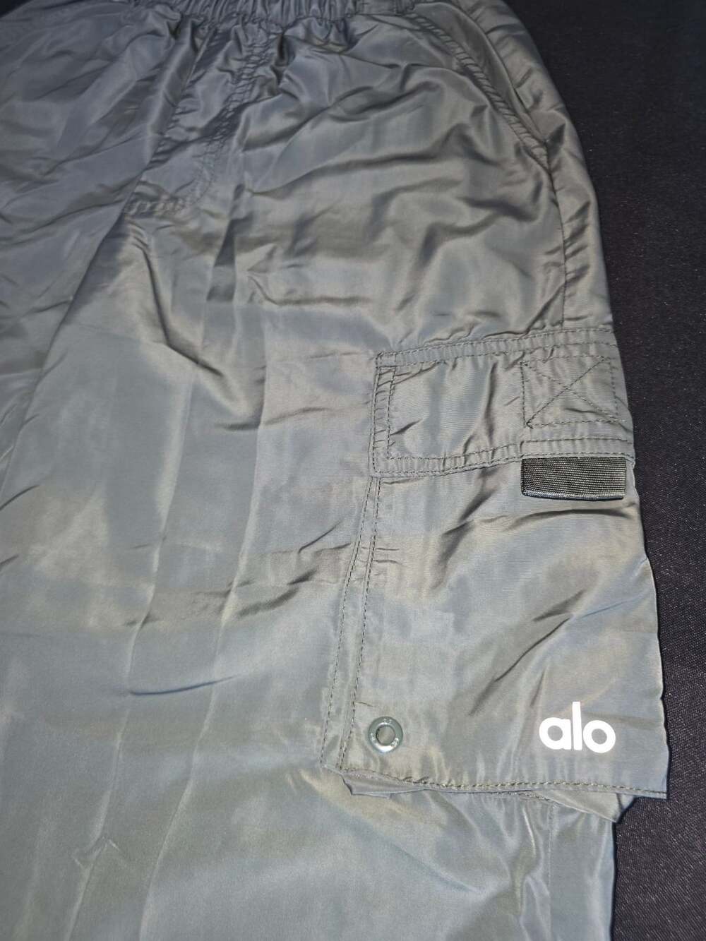 Alo Yoga Cargo Pants Size XXS Grey Nylon